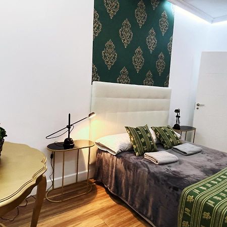Best Place Juan Plaza Mayor Madrid Exterior photo