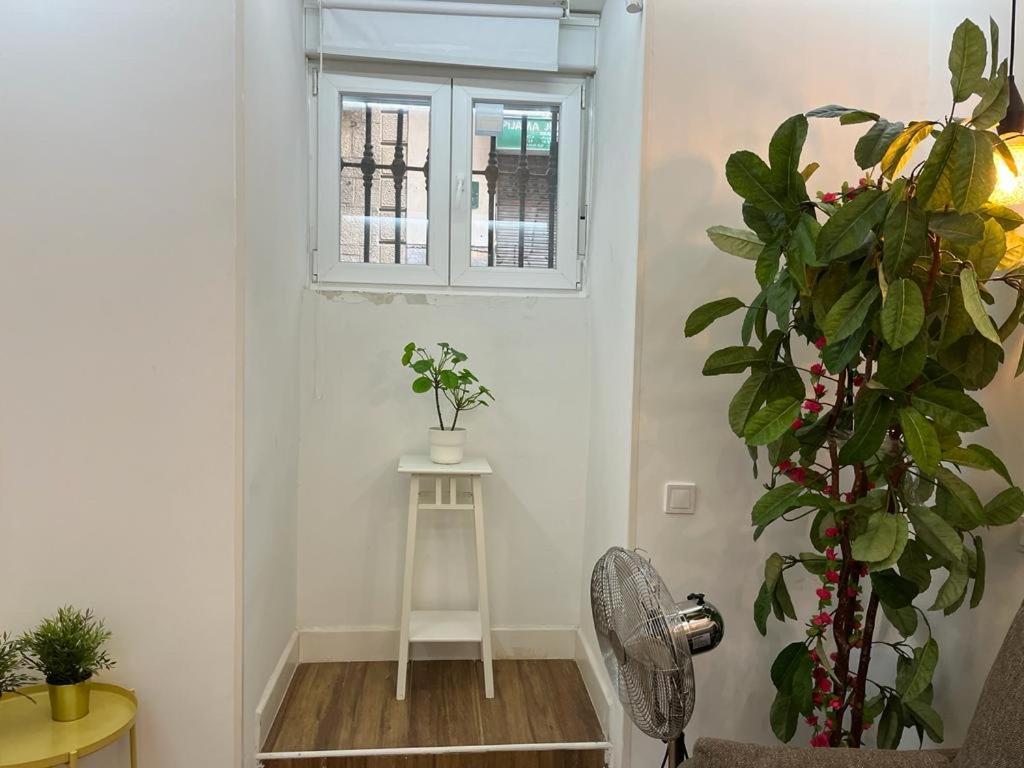 Best Place Juan Plaza Mayor Madrid Exterior photo